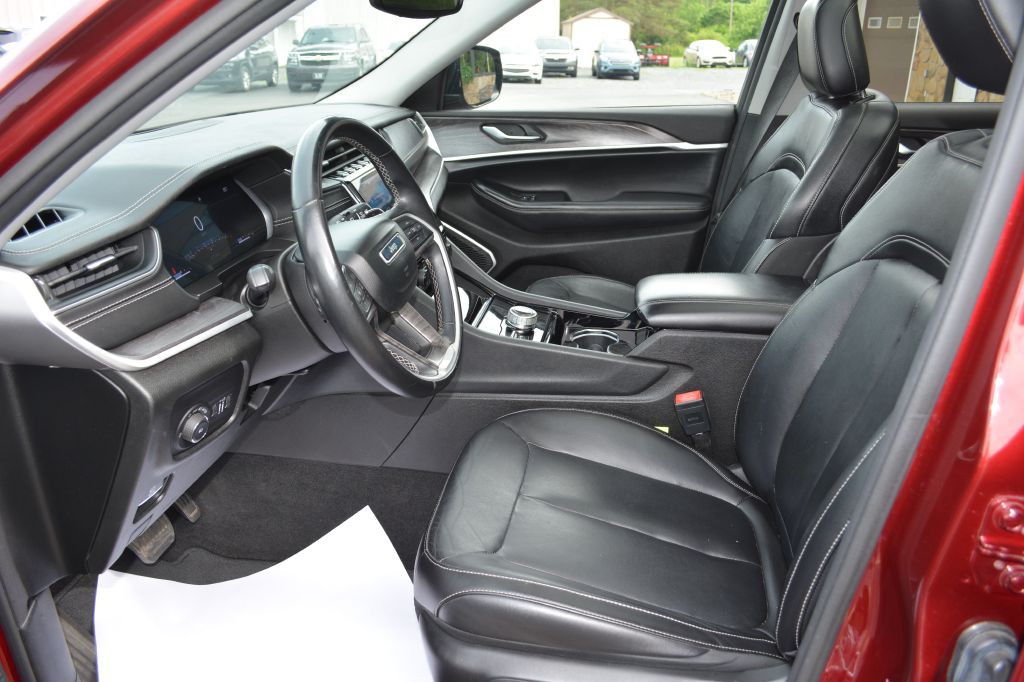 2021 Jeep Grand Cherokee Image 12