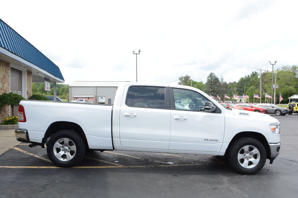 2022 RAM 1500 Image 3