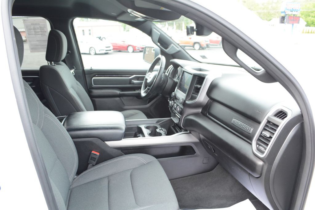 2022 RAM 1500 Image 8