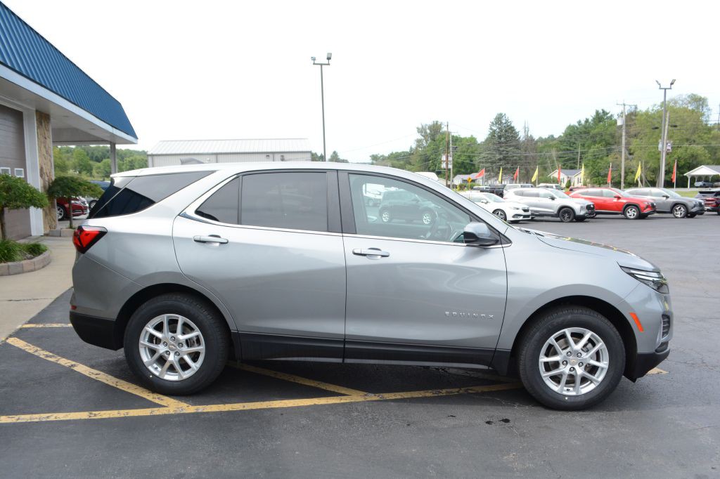 2024 Chevrolet Equinox Image 3