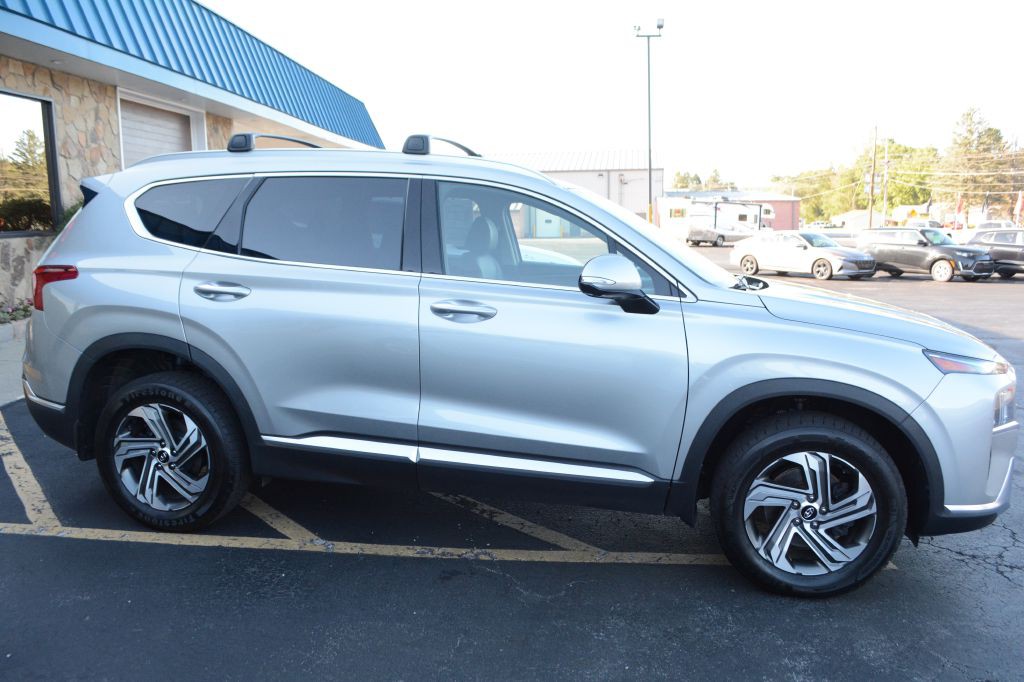 2023 Hyundai Santa Fe Image 3