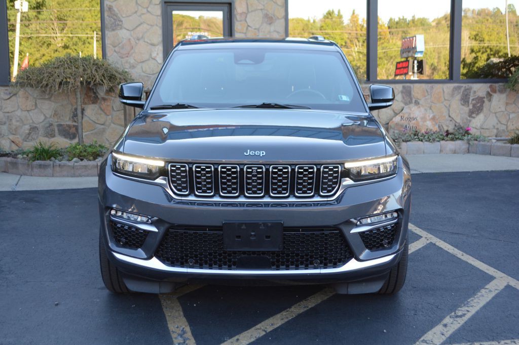 2023 Jeep Grand Cherokee Image 2