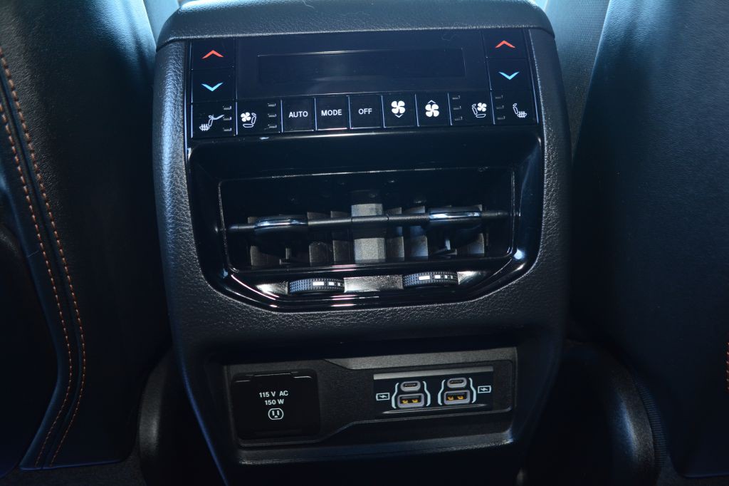 2023 Jeep Grand Cherokee Image 15
