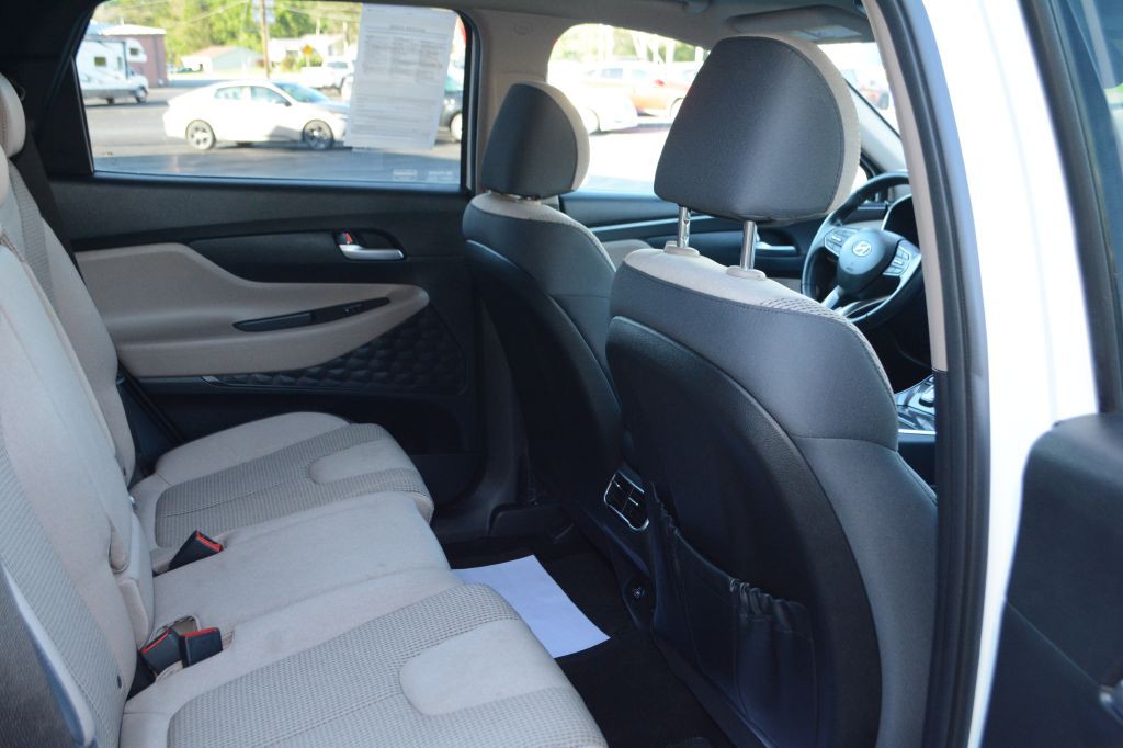 2023 Hyundai Santa Fe Image 9