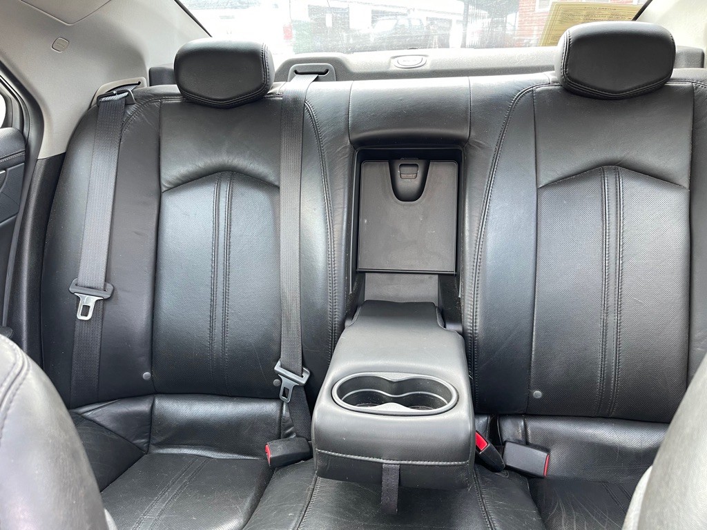 2010 Cadillac CTS Image 17