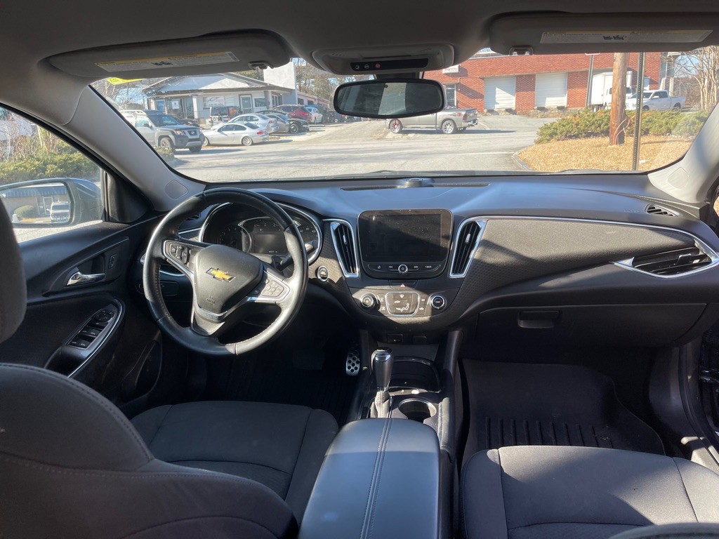 2016 Chevrolet Malibu Image 6