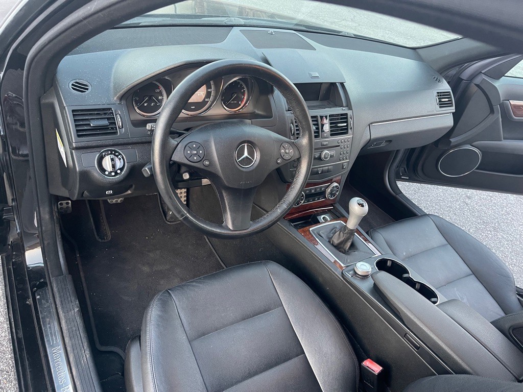 2009 Mercedes-Benz C-Class Image 13
