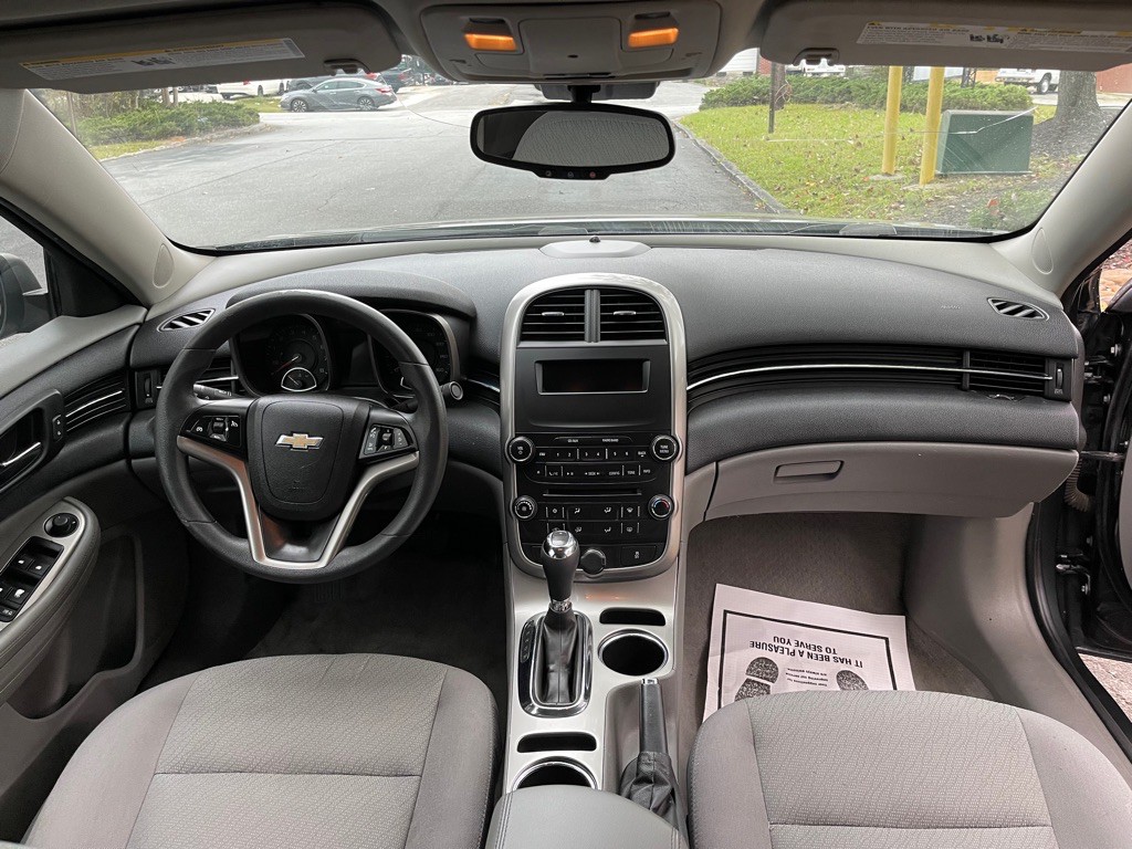 2014 Chevrolet Malibu Image 12