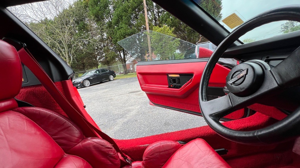 1989 Chevrolet Corvette Image 22