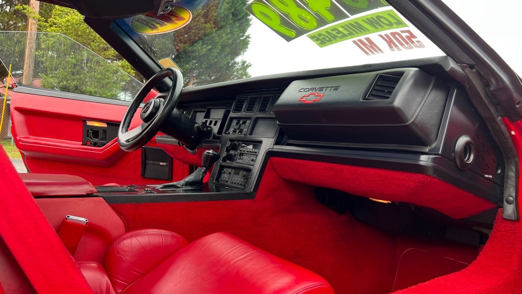 1989 Chevrolet Corvette Image 27