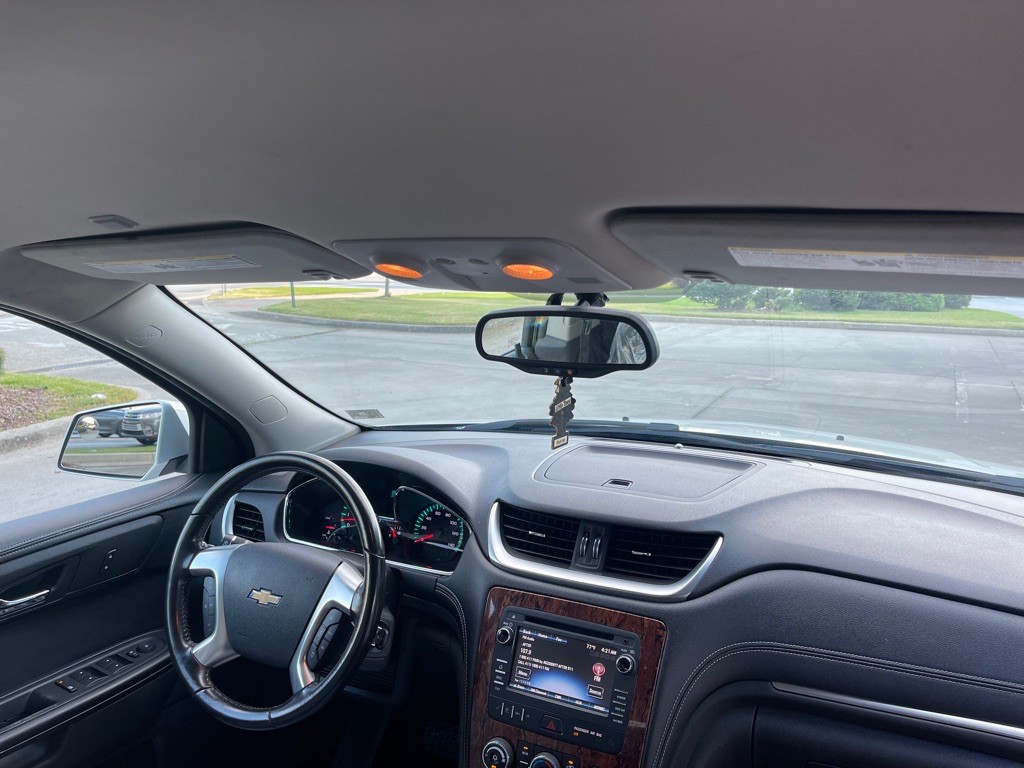 2013 Chevrolet Traverse Image 19
