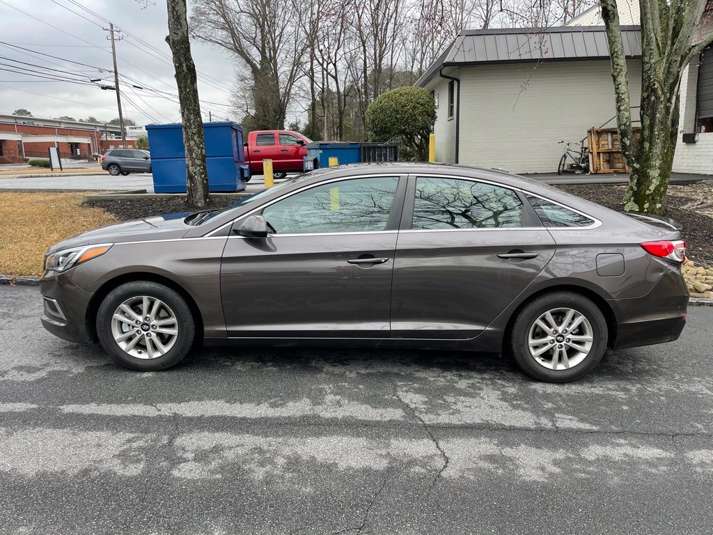 2017 Hyundai Sonata Image 5