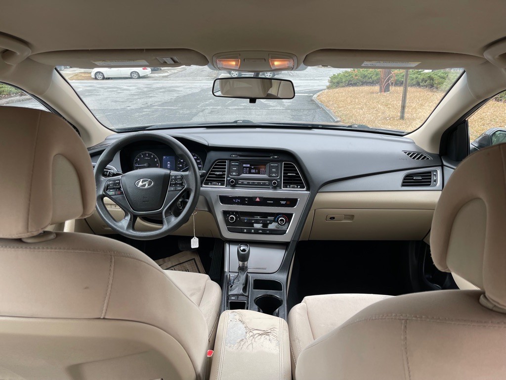 2017 Hyundai Sonata Image 11