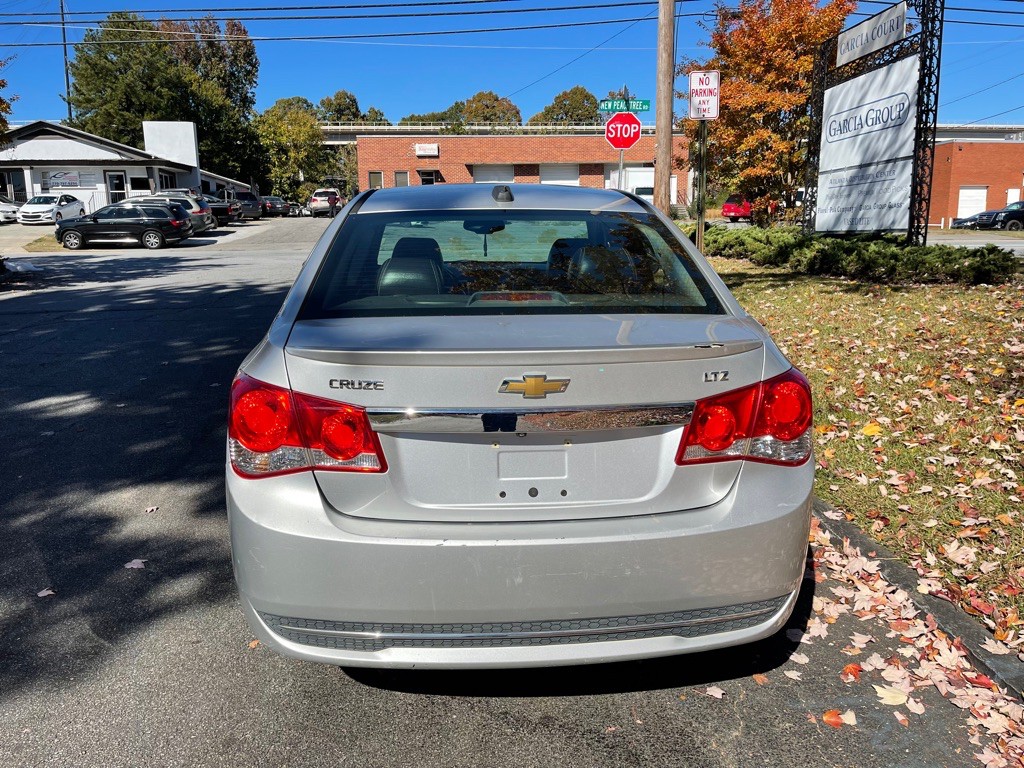 2015 Chevrolet Cruze Image 4