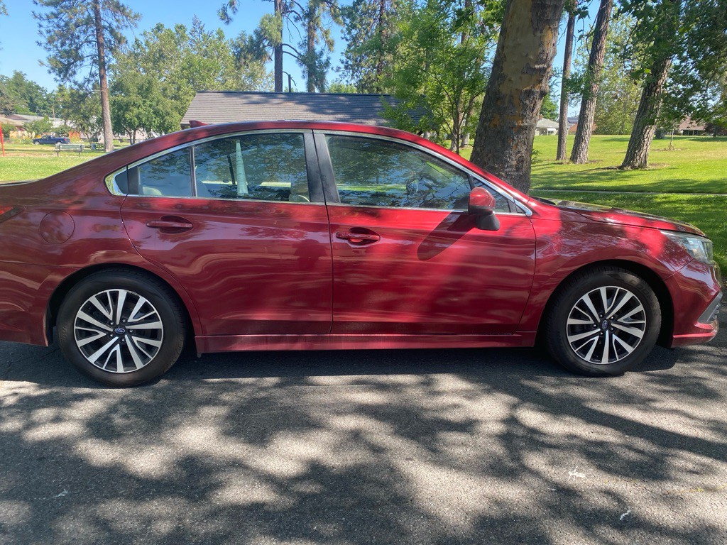 2018 Subaru Legacy Image 4