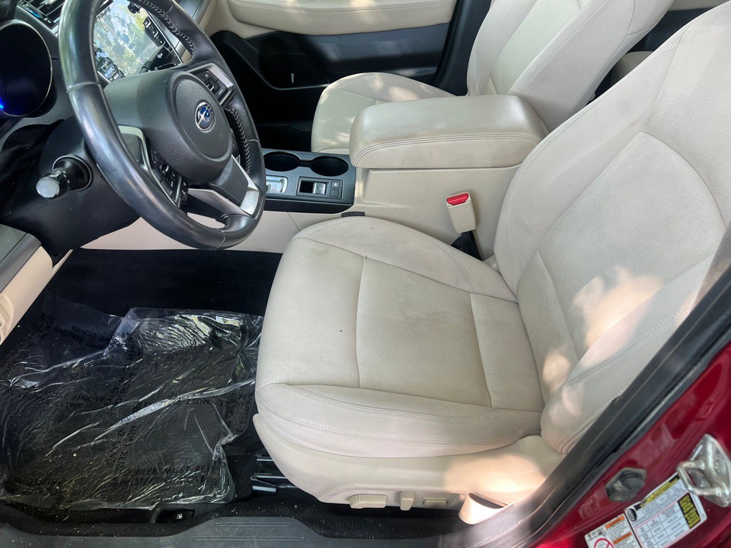 2018 Subaru Legacy Image 11