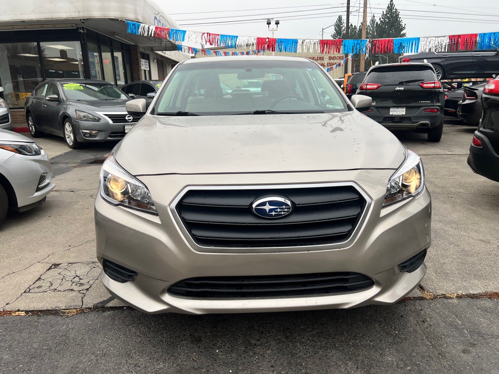 2017 Subaru Legacy Image 2