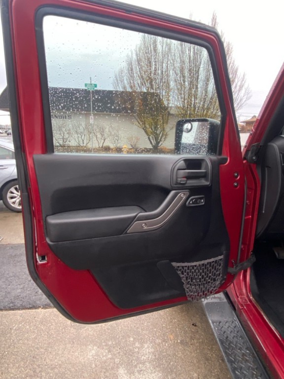 2013 Jeep Wrangler Unlimited Image 10