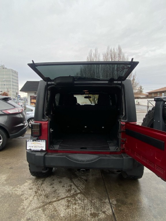 2013 Jeep Wrangler Unlimited Image 15