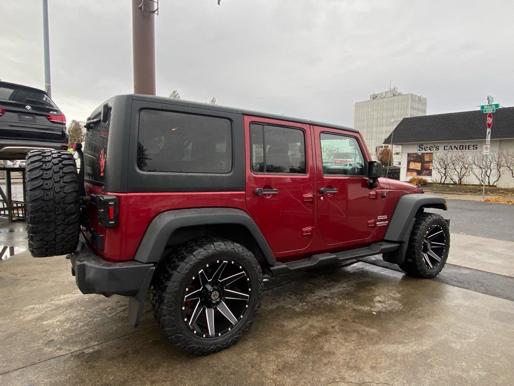 2013 Jeep Wrangler Unlimited Image 18