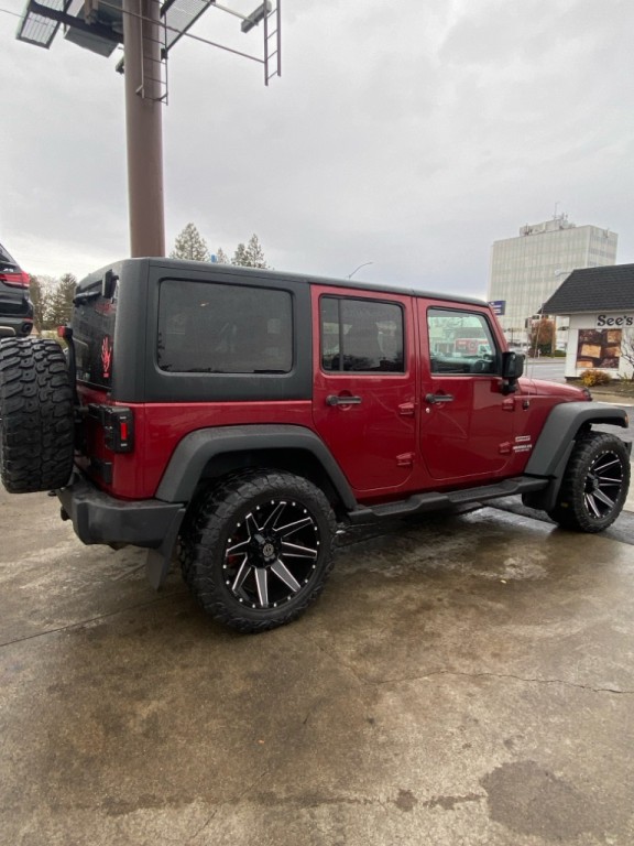 2013 Jeep Wrangler Unlimited Image 21
