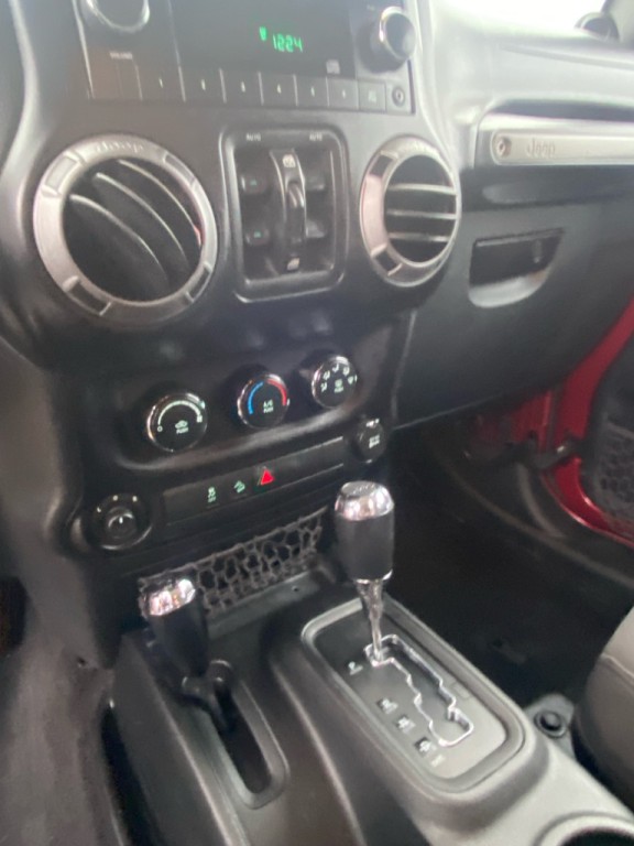 2013 Jeep Wrangler Unlimited Image 29