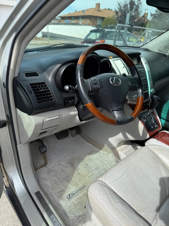 2004 Lexus RX 330 Image 23
