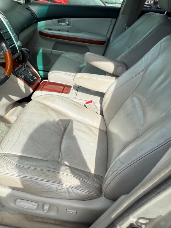 2004 Lexus RX 330 Image 24