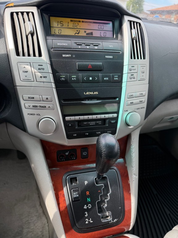 2004 Lexus RX 330 Image 28