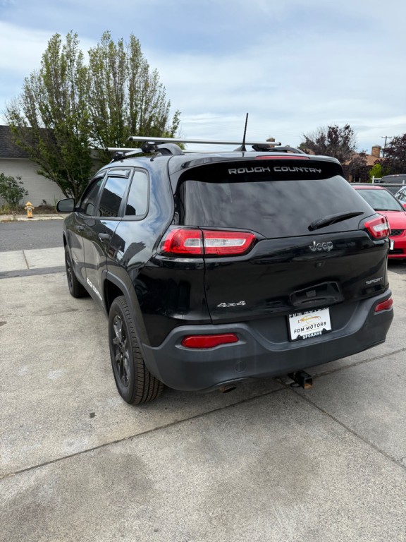 2016 Jeep Cherokee Image 9
