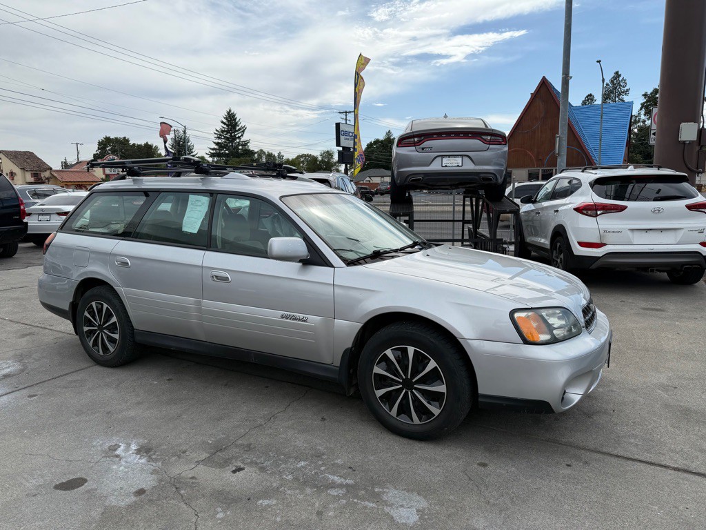 2004 Subaru Outback Image 4