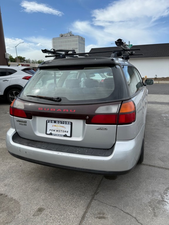 2004 Subaru Outback Image 8