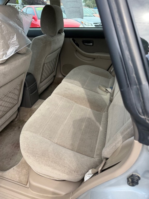 2004 Subaru Outback Image 14