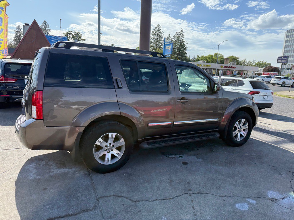 2008 Nissan Pathfinder Image 5