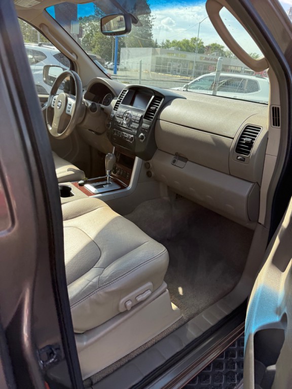 2008 Nissan Pathfinder Image 23