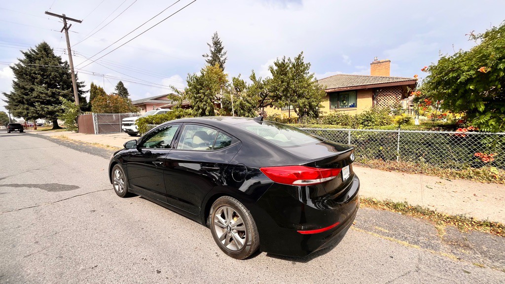 2018 Hyundai Elantra Image 10