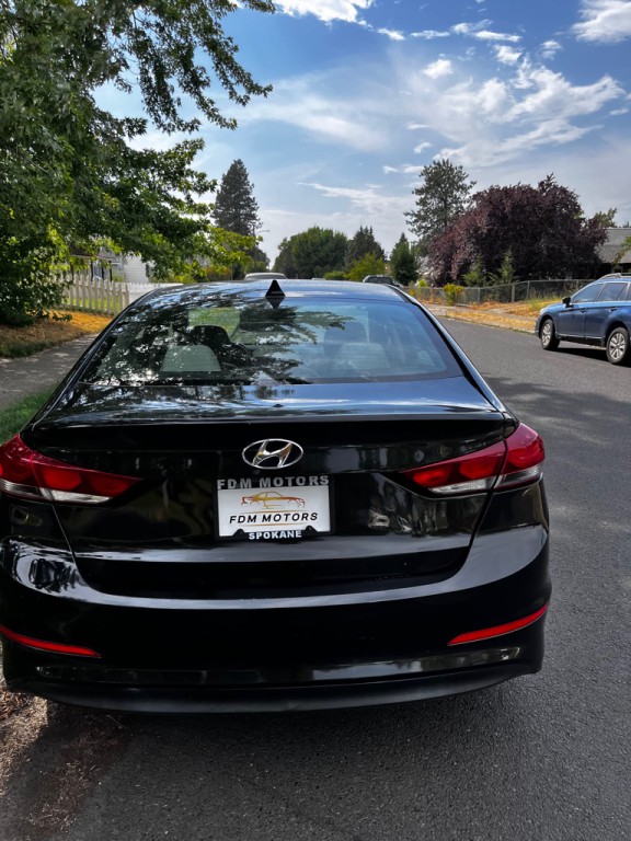 2018 Hyundai Elantra Image 21