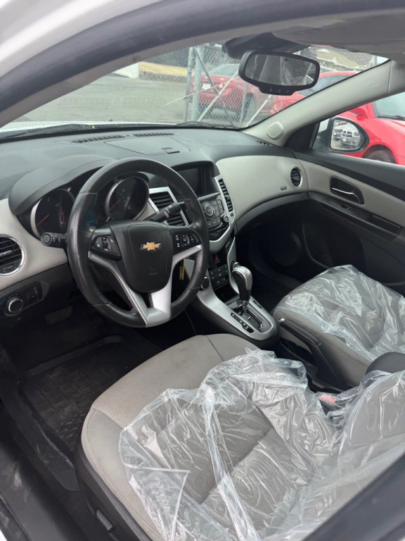 2014 Chevrolet Cruze Image 11