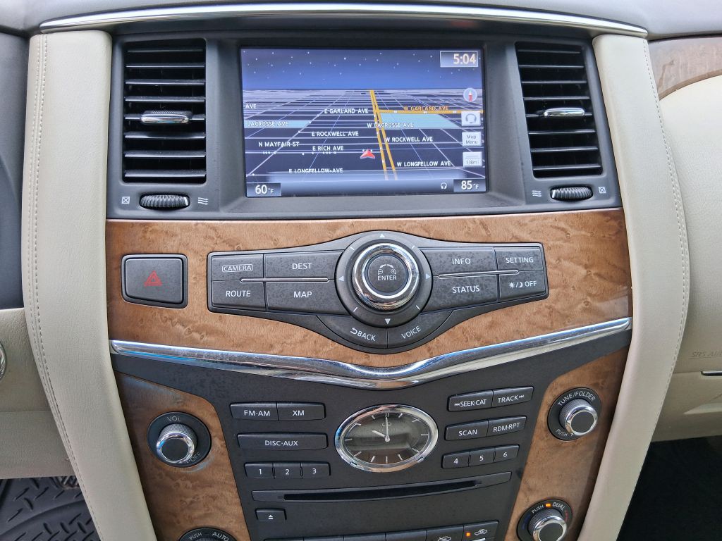 2014 INFINITI QX80 Image 17