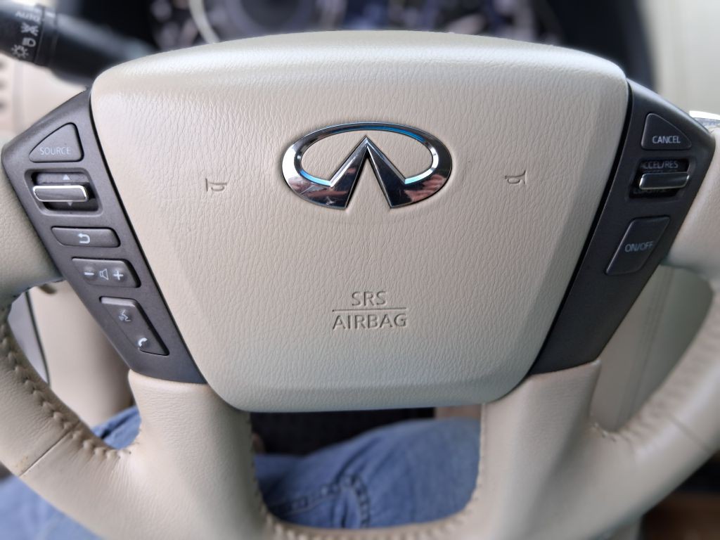 2014 INFINITI QX80 Image 22