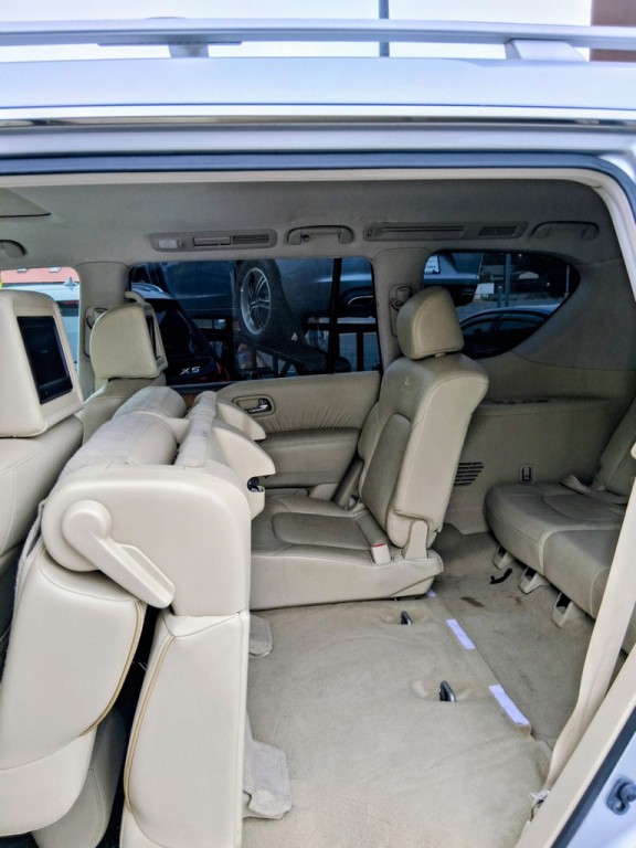2014 INFINITI QX80 Image 37
