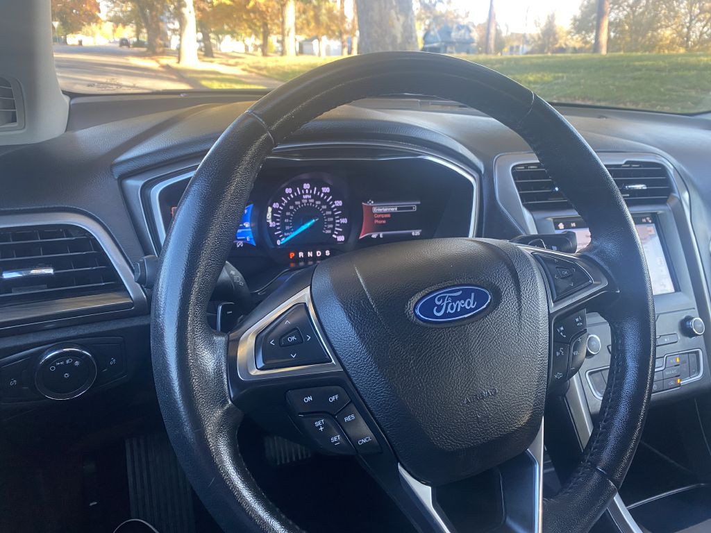 2019 Ford Fusion Image 10