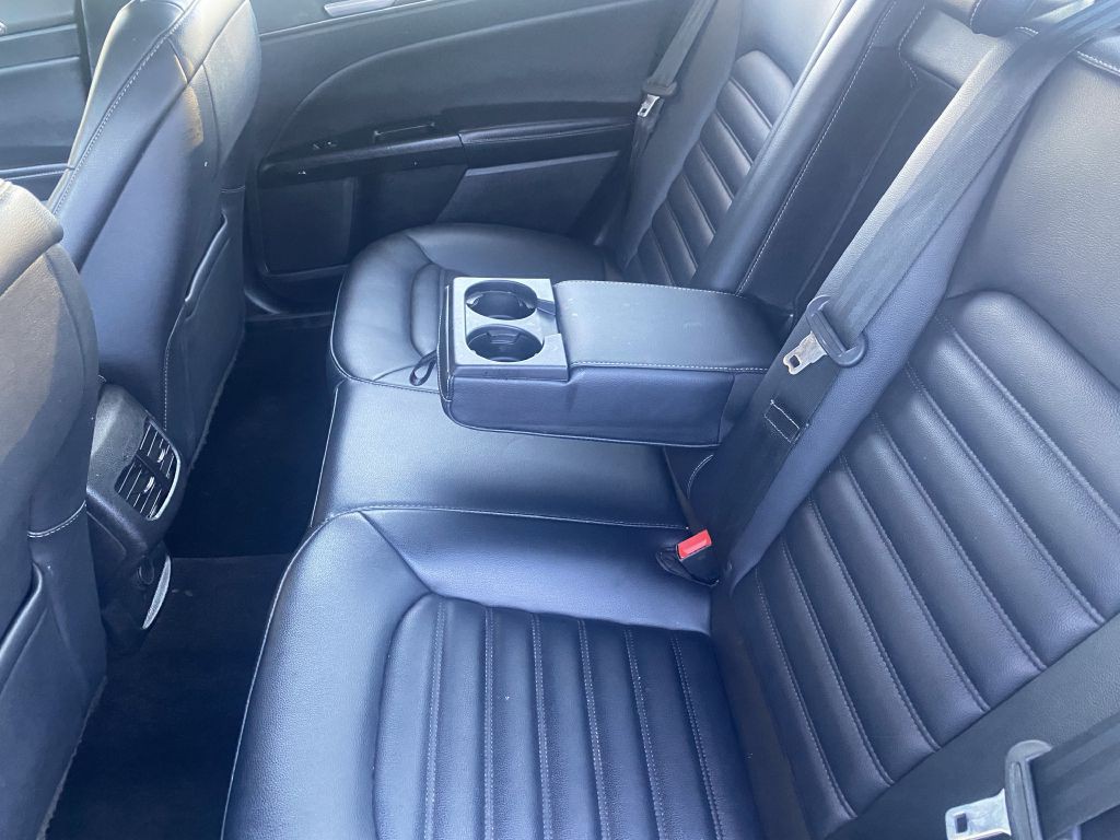 2019 Ford Fusion Image 14