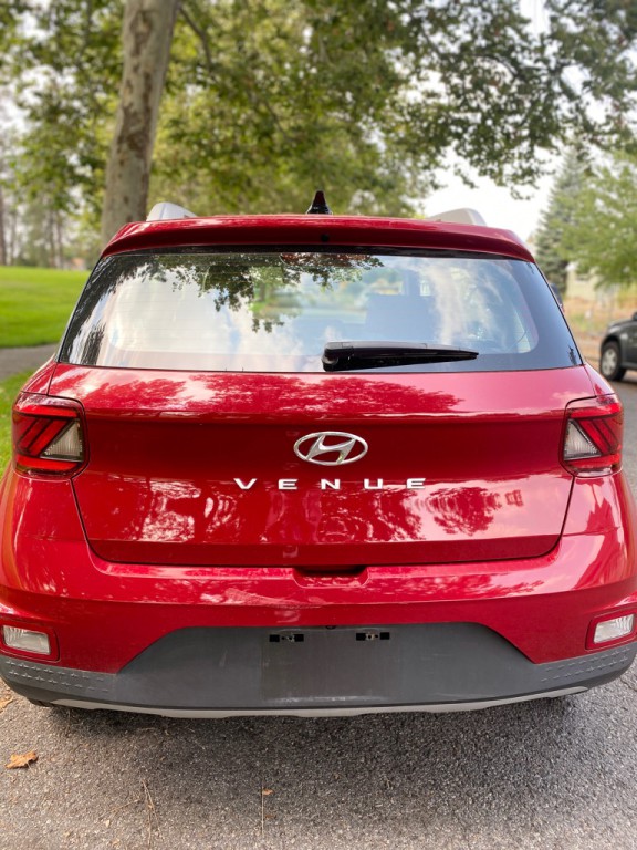 2022 Hyundai Venue Image 4