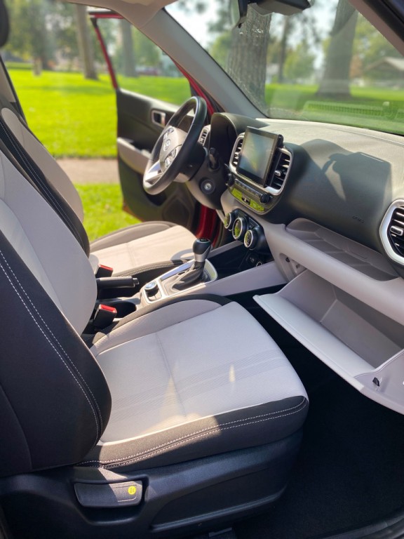 2022 Hyundai Venue Image 11