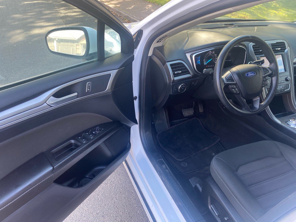 2020 Ford Fusion Image 7