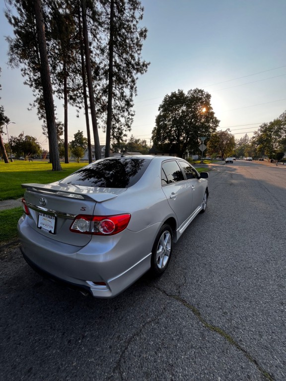 2011 Toyota Corolla Image 5