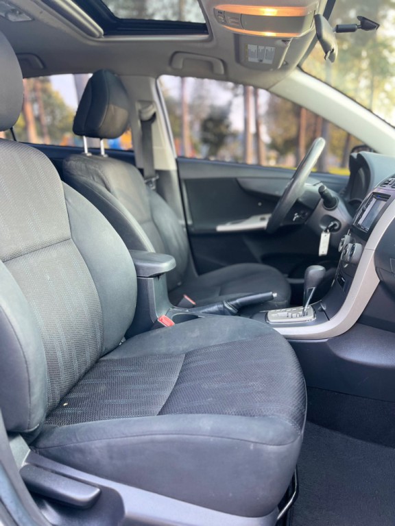 2011 Toyota Corolla Image 15