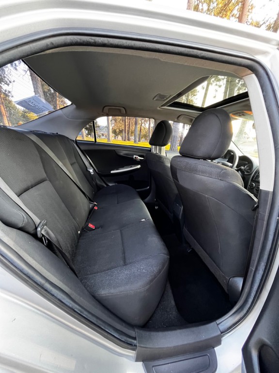 2011 Toyota Corolla Image 17