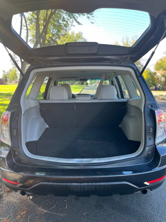 2013 Subaru Forester Image 10